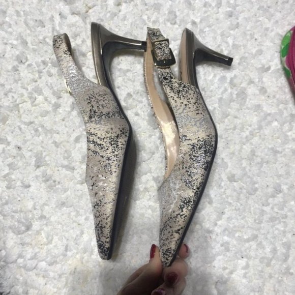 PALIZZIO: Cream & Metallic Sling Back Heels Sz 9M - Picture 3 of 8